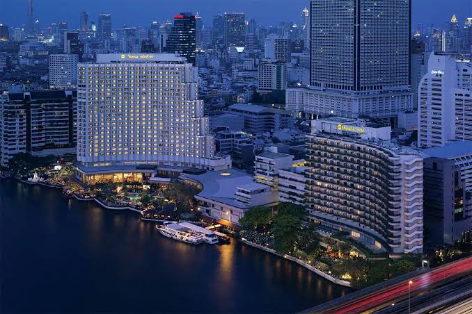 A Practitioner’s Framework for Evaluating Hotels Along Bangkok’s Srinakarin Corridor A Practitioner's Framework for Evaluating Hotels Along Bangkok's Srinakarin Corridor